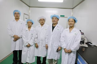 卢奇参观康美来金寨工厂 了解灵芝文化及生产工程